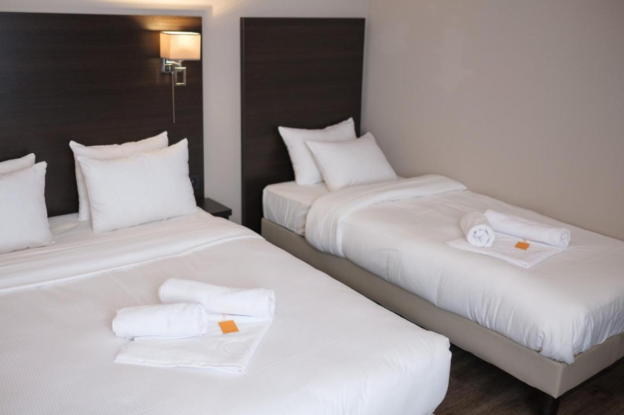 Best Budget Rooms - Brussels Centre エクステリア 写真